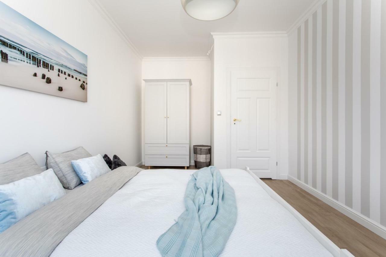 Praia Apartments - Srodmiescie Gdynia Swietojanska 2 Sypialnie Buitenkant foto